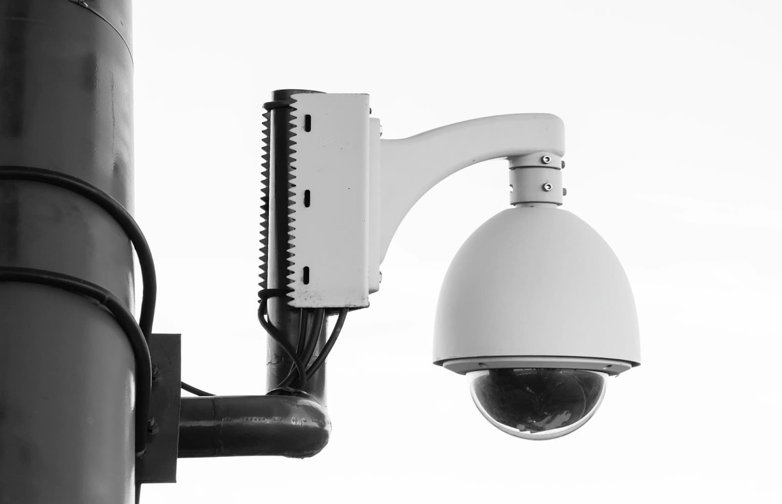 How AI Security Cameras Detect Suspicious Activity in Real Time