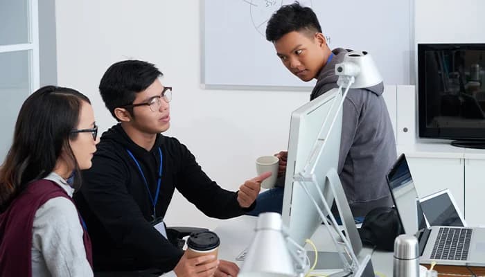 ai agents vs chatbots