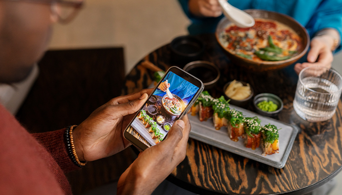 Build a Food Delivery App Like Deliveroo